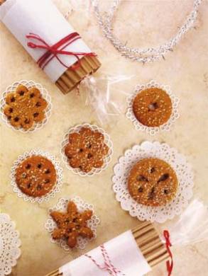 Gluten-Free Allspice Gingerbread Cookies