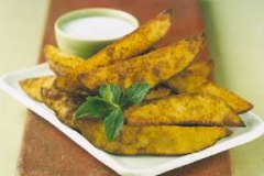 Curry Potato Wedges with Raita