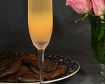 Mango Bellini Cocktail