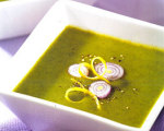 Slow Cooker Creamy Onion Soup with Kale