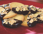 Shortbread cookies with dark chocolate and almonds