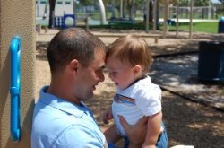 838397_playing_with_daddy-250×165.jpg