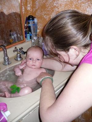 jess_in_bath-mourgefile.jpg