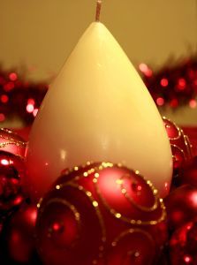 1115052_christmas_candle.jpg