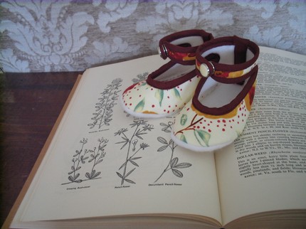 botanical-booties-for-baby-poppy-booties.jpg