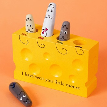 mouse-pop-up-toy-for-baby.jpg