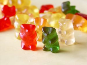 gummy-bears-in-labor gummy-bears-in-labor
