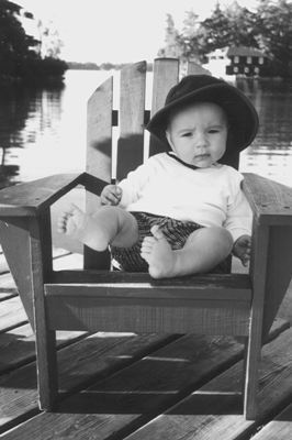 summer vacation with baby airplane baby, flying with a baby, how to fly with a baby, summer vaction with baby, travel with baby, Baby travel, flying while pregnant, pregnancy travel, pregnant travel, safe pregnancy travel, traveling while pregnant