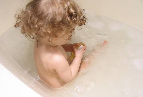 safe non-toxic bathtime products for baby