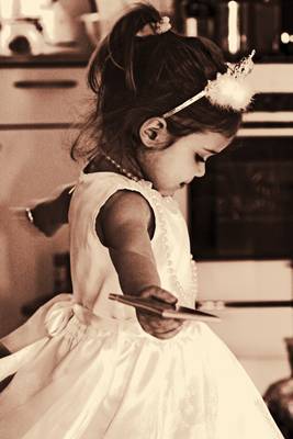 pretty people have baby girls
