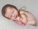 A pro's tips for working with a newborn photographer