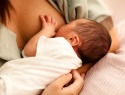 How to warm and reheat stored breast milk
